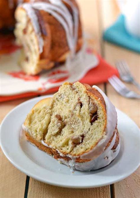 Cinnamon Swirl Yeasted Coffee Cake