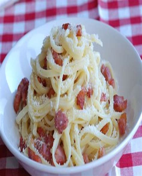 Pâtes Gourmandes à La Carbonara Pour 4 Personnes Recettes Elle à Table