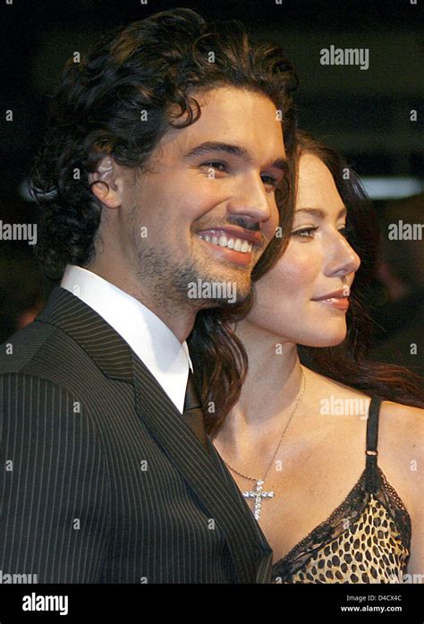 Steven Strait Wife Lynn Collins Hi Res Stock Photography And Images Alamy