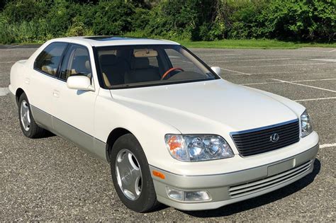 2000 Lexus LS400 | Connors Motorcar Company