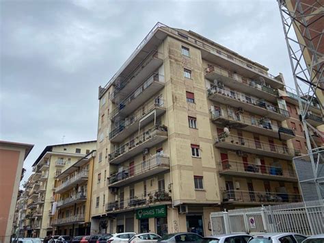 Vendita Appartamento Lamezia Terme Quadrilocale In Viale Michelangelo