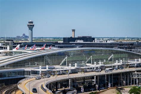 O'Hare Airport Terminal 5 - Anderson Lock