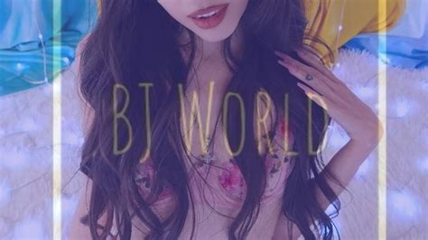 Tiny Latina Ronnie Violet Sucks A Thick Cock BJ World Clips Sale