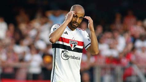 Lucas Moura No São Paulo Onde Estava Jogando E Qual Foi Seu Desempenho