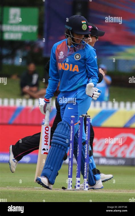 Smriti Mandhana Icc Hi Res Stock Photography And Images Alamy