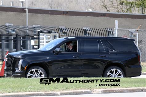 Cadillac Escalade Sport Black Raven Gba Prototype Spy Shots