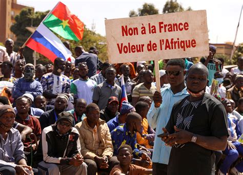 Massacre em Burkina Faso deixou 600 mortos, o dobro das estimativas