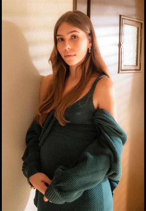 Foto Esta A Barriga Falsa De Buba Gabriela Medeiros Em Renascer