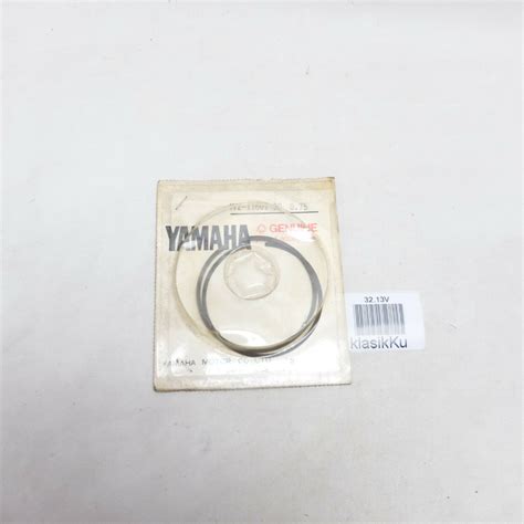 Genuine Yamaha RX135 RXK RXking RX King RZ135 Piston Ring 0 75 NOS 4Y2