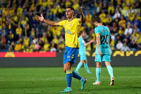 Official Villarreal Announce Sergi Cardona Deal Yahoo Sports