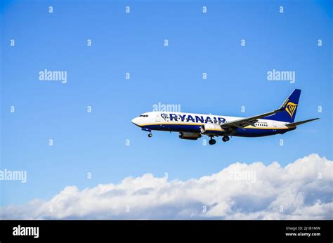 Barcelona Spain November 1 2021 Ryanair Boeing 737 Plane Landing