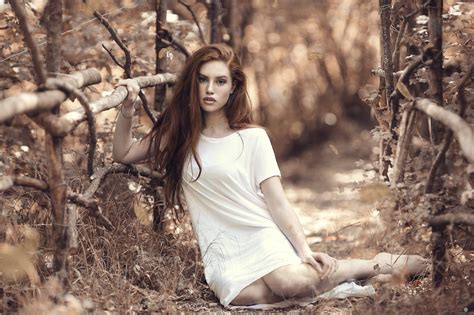 Fondos De Pantalla Luz De Sol Bosque Gente Mujer Pelirrojo Modelo Pelo Largo Naturaleza