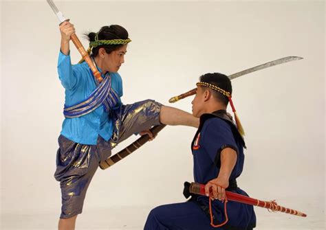 Short Sword Fighting Styles: Mastering Close Combat