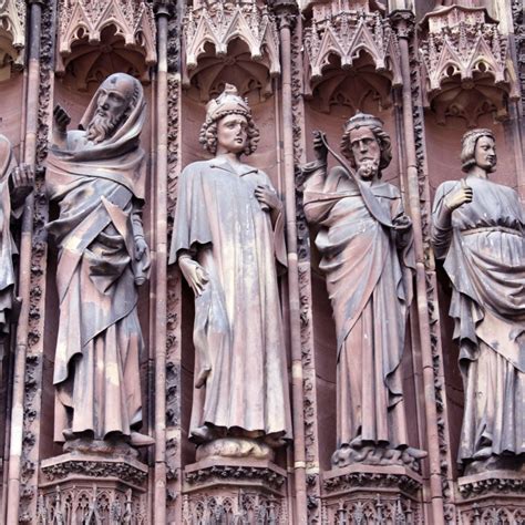 C Mo Puede La Iglesia Permitir Estatuas Cuando Xodo Lo Proh Be