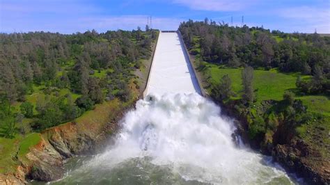 Lake Oroville Spillway Release Aerial Footage Youtube