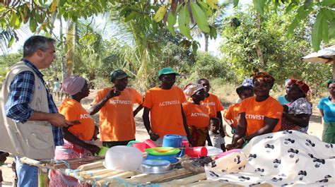 Unfpa Mozambique Female Activists Impassioned To Promote Sexual And