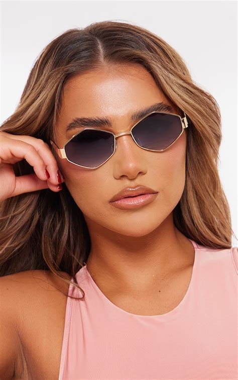 Gold Metal Frame Hexagonal Sunglasses Accessories Prettylittlething Ca