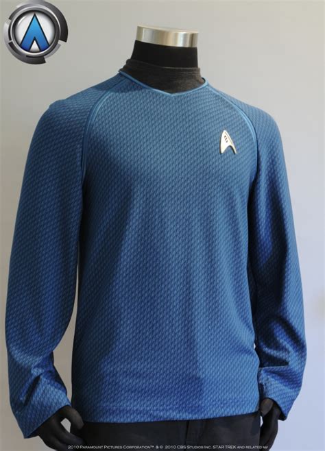 Dress Like Spock – First Look at Anovos Star Trek 2009 Science Uniform Replica – TrekMovie.com