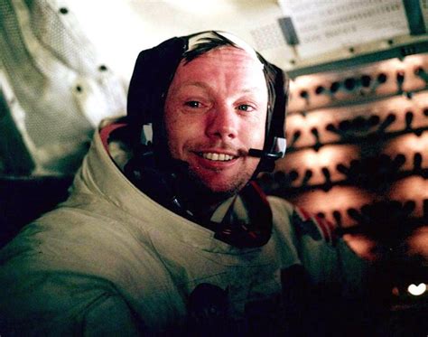 Apollo 11 moon landing: Neil Armstrong's defining moment - CNET