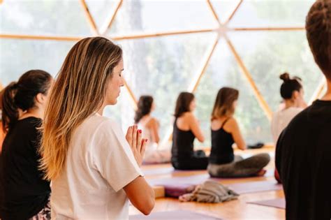 QUE ES LA MEDITACIÓN VIPASSANA CÓMO SE PRÁCTICA VIPASSANA Y SUS