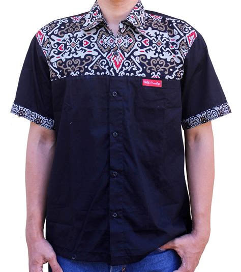 17 Gambar Kaos Olahraga Kombinasi Batik