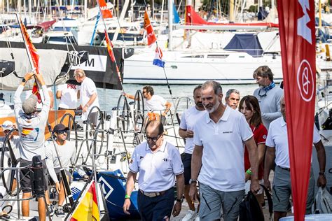 FOTOS Felipe VI En Mallorca El Rey Se Embarca En El Aifos Para