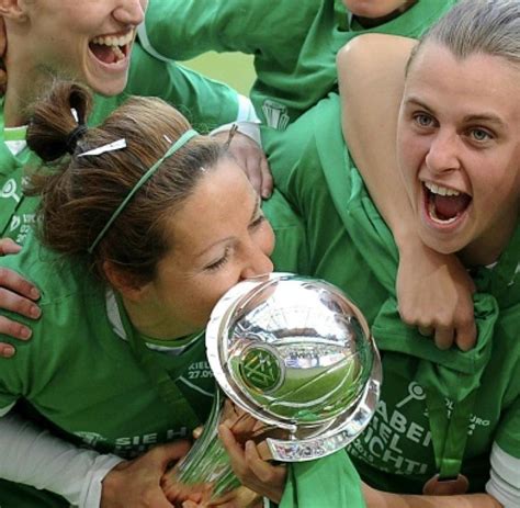 Sp Fu Ball Frauen Bl Wolfsburg Maritz Verletzung Muskelfaserriss