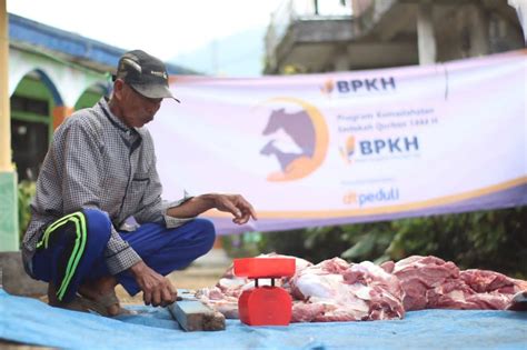 Warga Sukabumi Antusias Sambut Qurban Bpkh Dan Dt Peduli Pondok