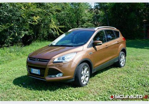 Foto Ford Kuga Powershift 2014