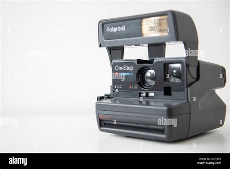 A Polaroid One Step Close Up 600 Instant Film Camera Stock Photo Alamy