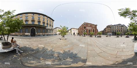 360 Ansicht Auf Piazza Madonna Delle Grazie Mit Der Samesake Kirche