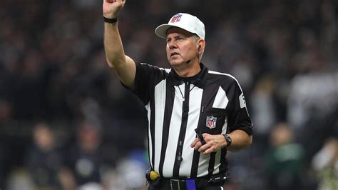 Super Bowl 53: How Much Pressure Do Referees Face in Patriots-Rams Game? - Sports Illustrated