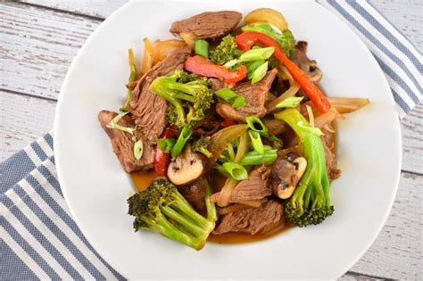 Beef and Vegetable Stir Fry Recipe - 6 Points | LaaLoosh