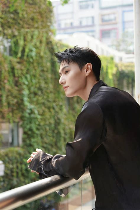 cdrama tweets on Twitter: "#WangZhuocheng’s studio shares new snaps"