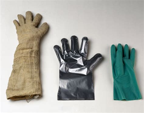 Lab Safety Equipment Pictures/ Link