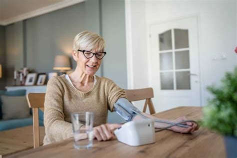 Personnes âgées faites le choix de la téléassistance pour plus de