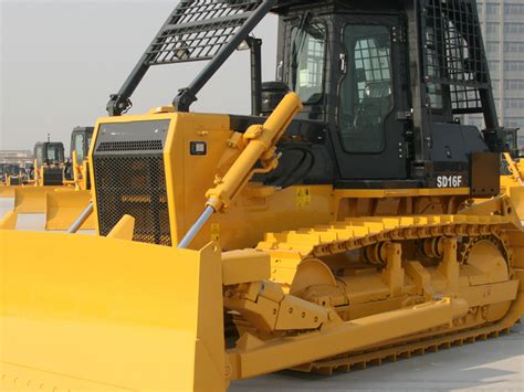 Shantui New 170HP Bulldozer Dh17 C3 With Long Engine Pump China New