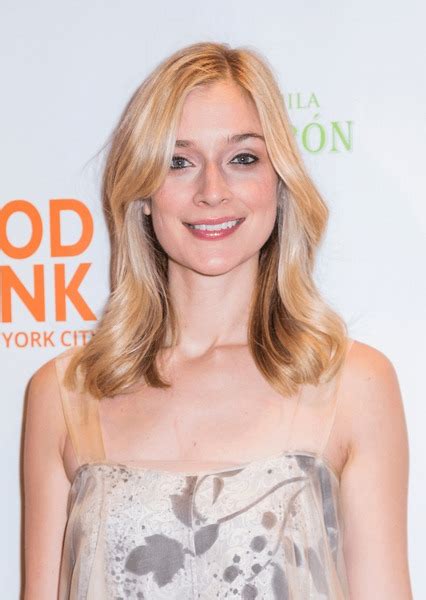 Caitlin Fitzgerald Roddelmeisje Katharine McPhee Has A Hot LA Night