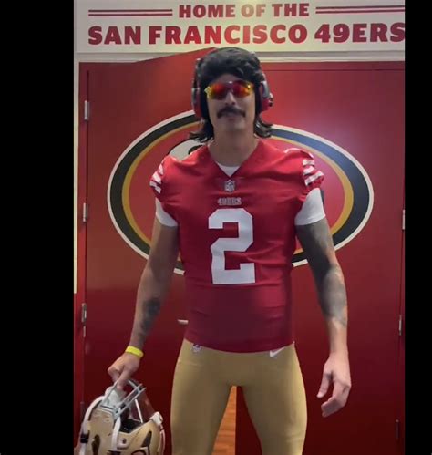 Dr Disrespect Hits 49ers Training Camp