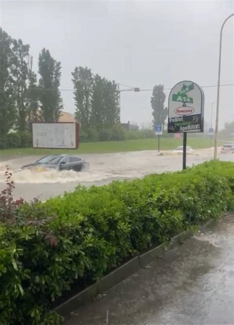 Il Maltempo Devasta La Romagna Grave Situazione Emergenziale A