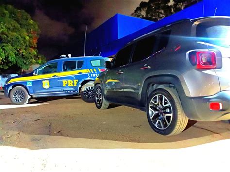 Carro Roubado No Recife é Recuperado Pela Prf Em Garanhuns — Polícia