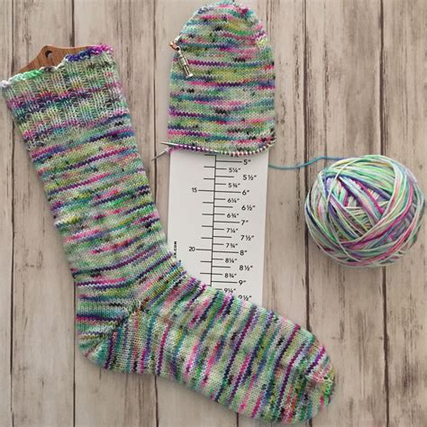 Basic toe up magic loop socks pattern by jill chapman – Artofit