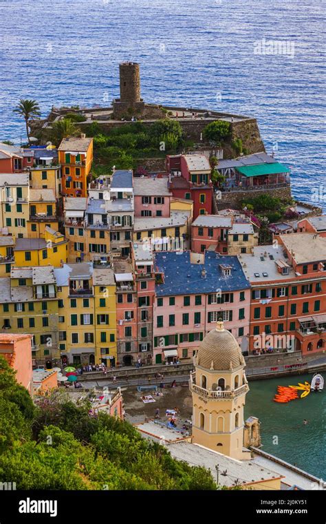 Vernazza Cinque Terre Castle Hi Res Stock Photography And Images Alamy