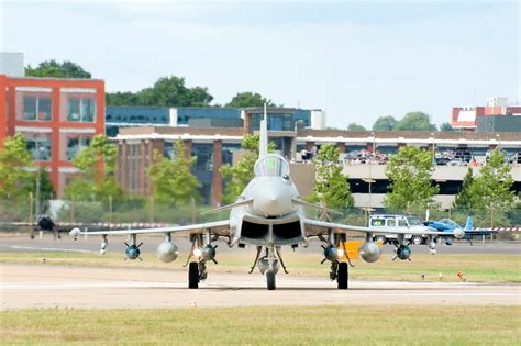 Premier Chauffeur Service For The Farnborough Airshow