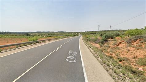 Un hombre de 78 años fallece al volcar el tractor que conducía en