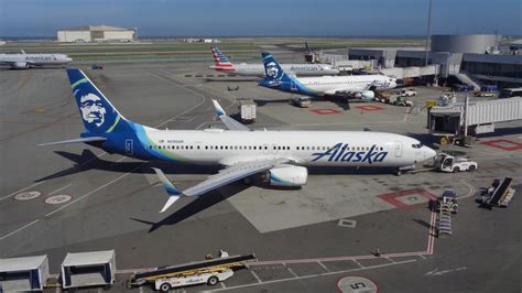 Complete Guide to Alaska Airlines Mileage Plan