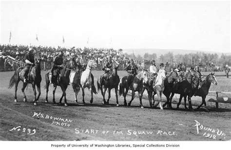 Native American Horses Native American Women Lining Up For A Horse