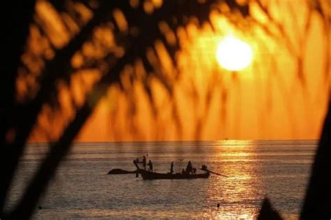 Pantai Dengan Sunset Terbaik Di Phuket Suasana Romantis