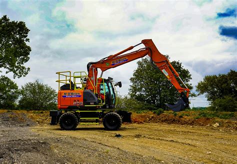 Wider Range Of Reduced Tail Swing Wheeled Excavators Now Available From