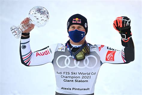 Ski Alpin Alexis Pinturault Remporte Le Gros Globe De Cristal De La